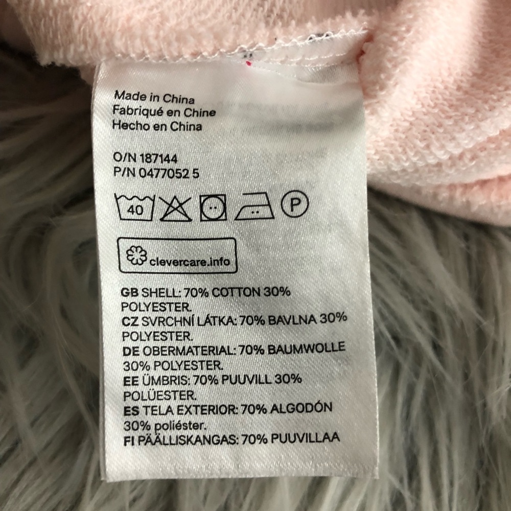 H&M PINK RUFFLE SWEATER - Picture 7 of 8